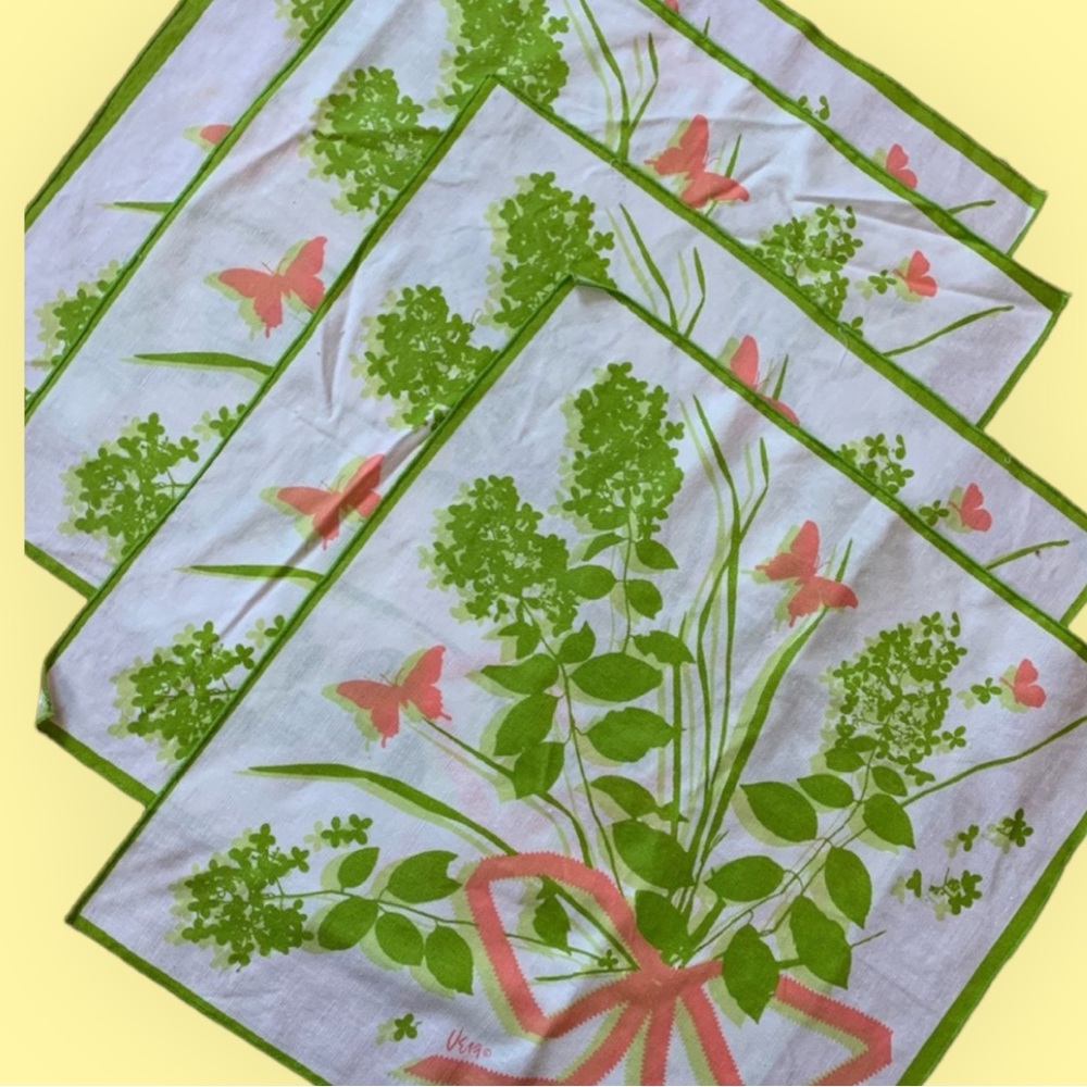 Set of 4 1970’s Vera Neumann Spring Butterfly Floral Napkin